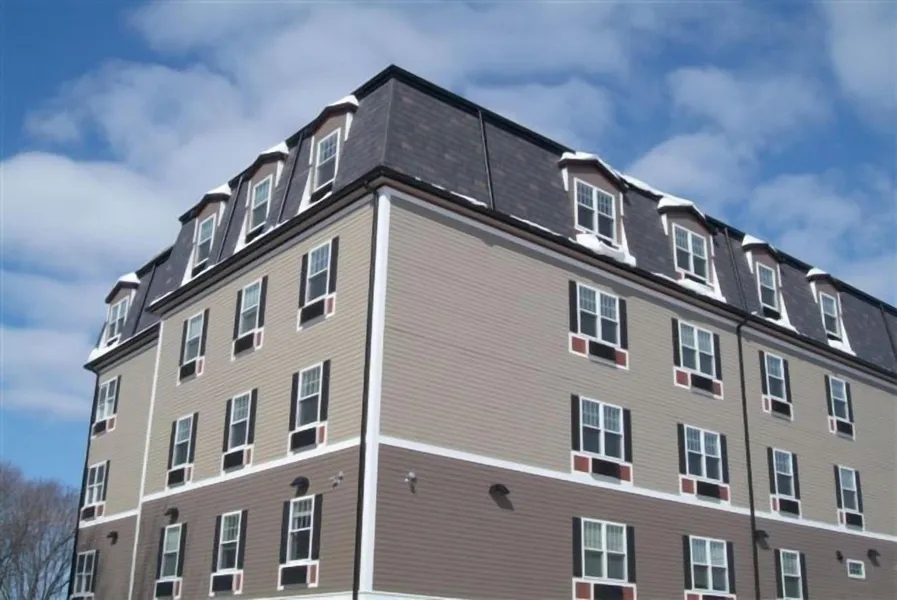 Crescent Suites Hotel hotel detail image 2