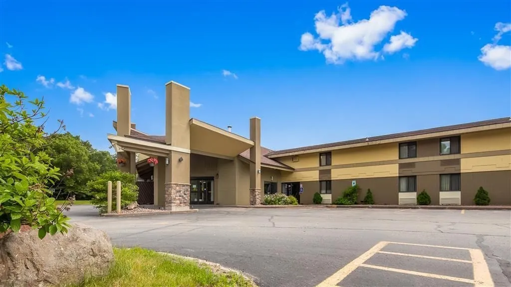 Quality Inn & Suites Black River Falls I-94 hotel detail image 2
