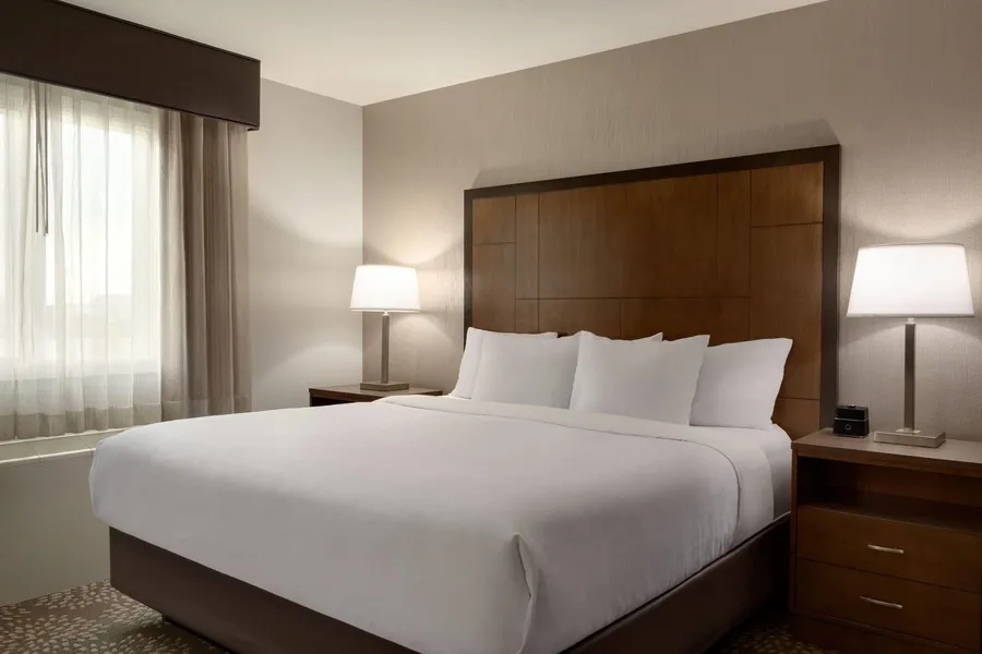 La Quinta Inn & Suites by Wyndham Fairbanks Airport hotel detail image 6