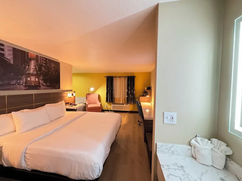 Quality Inn & Suites Willows hotel detail image 6