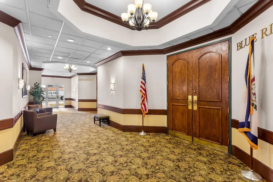 Country Inn & Suites by Radisson, Beckley, WV hotel detail image 6