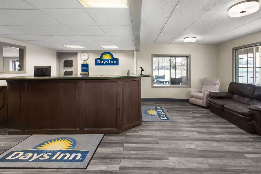 Days Inn by Wyndham Pierre hotel detail image 6