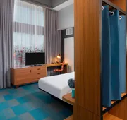 Aloft by Marriott Birmingham Soho Square hotel detail image 4