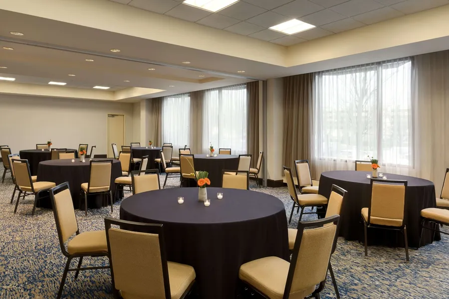Embassy Suites by Hilton Boston Waltham hotel detail image 6