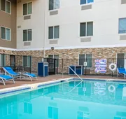 Holiday Inn Express Hotel & Suites Roseville-Galleria Area by IHG hotel detail image 3