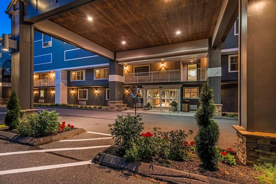 Maine Evergreen Hotel, an Ascend Collection Hotel hotel detail image 2