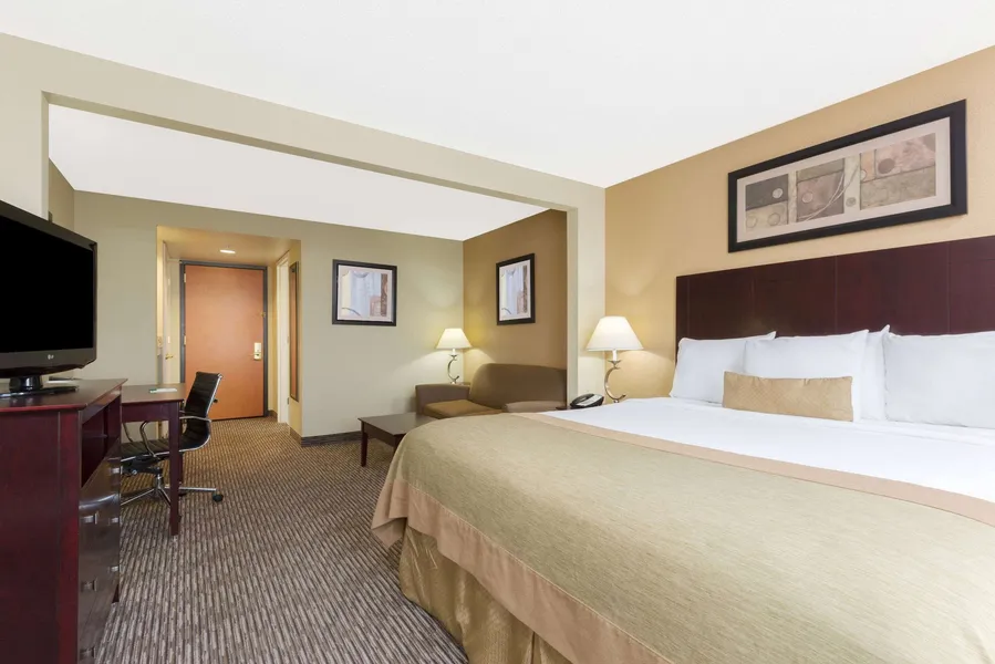 Wingate by Wyndham Dayton - Fairborn hotel detail image 6