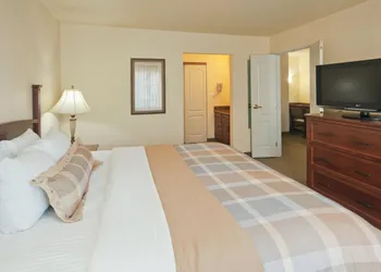 Staybridge Suites Sacramento Airport Natomas, an IHG Hotel hotel thumbnail 2