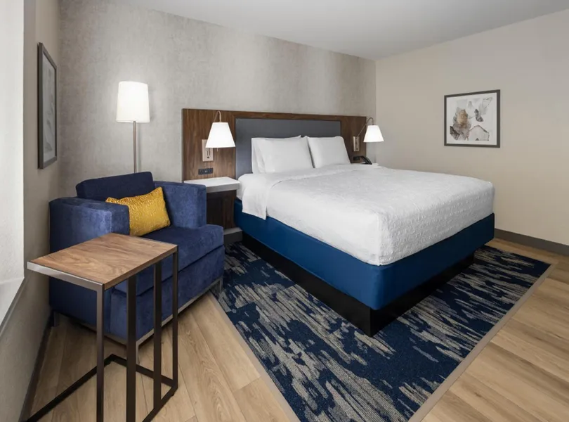 Hampton Inn & Suites Richmond/Glenside hotel detail image 6