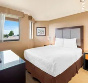 Best Western Plus Inner Harbour hotel detail image 7