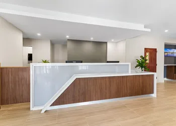 Roundhouse Suites hotel thumbnail 3