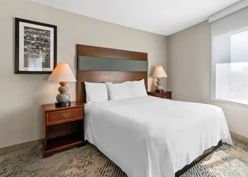 Roundhouse Suites hotel thumbnail 6