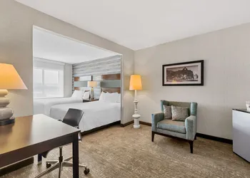 Roundhouse Suites hotel thumbnail 7
