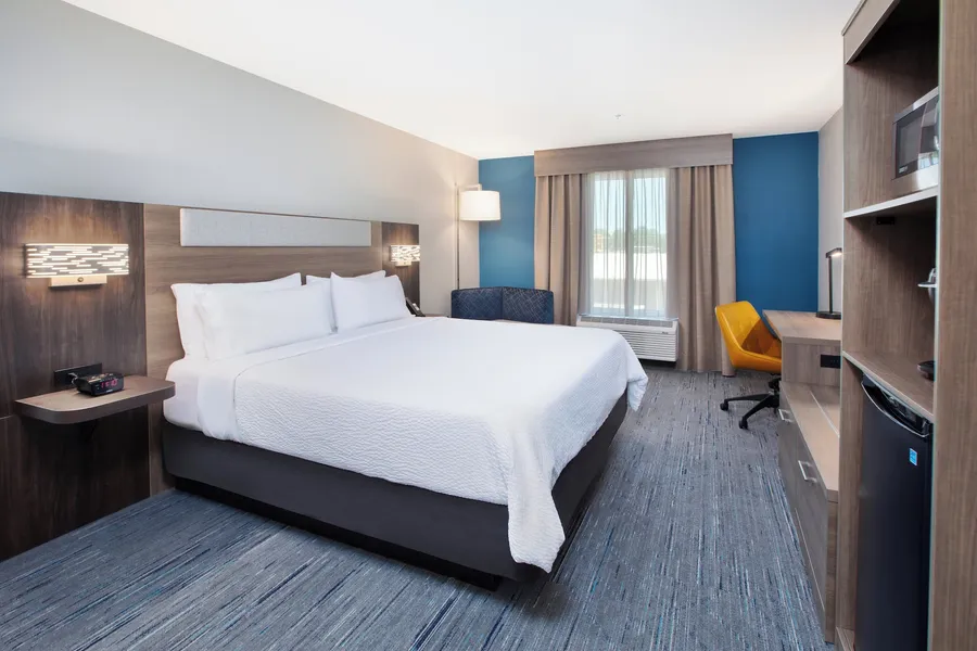 Holiday Inn Express and Suites Turlock by IHG hotel detail image 6