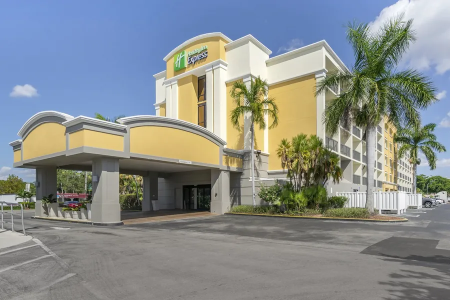 Holiday Inn Express Cape Coral-Fort Myers Area by IHG hotel detail image 2