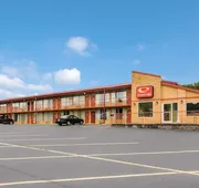 Econo Lodge Marion I-81 hotel detail image 3