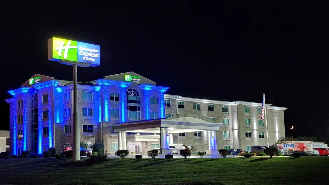 Holiday Inn Express & Suites Somerset Central by IHG hotel detail image 6