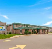 Days Inn by Wyndham Mason City hotel detail image 3