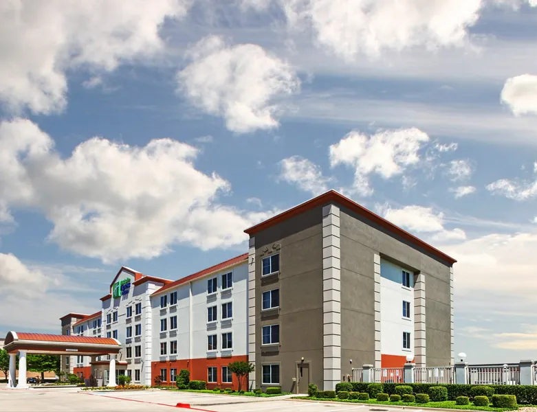 Holiday Inn Express Hotel & Suites Dallas Lewisville by IHG hotel detail image 2