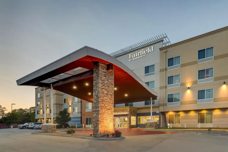 Fairfield Inn & Suites Hutchinson hotel detail image 2