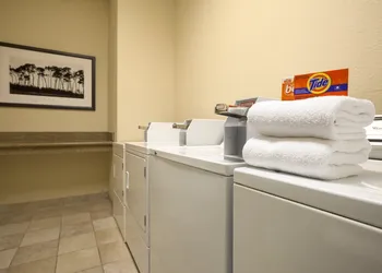 Country Inn & Suites by Radisson Chanhassen MN hotel thumbnail 3