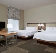 Hampton Inn & Suites Rogers hotel detail image 7
