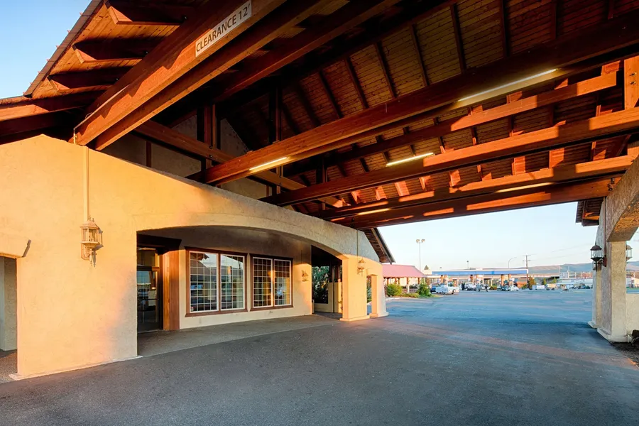 Red Lion Hotel & Conference Center Ellensburg hotel detail image 2