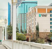 Embassy Suites by Hilton Sacramento Riverfront Promenade hotel detail image 3