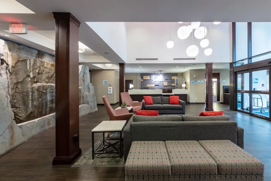 Holiday Inn Express Hotel & Suites Riverport Richmond by IHG hotel detail image 6