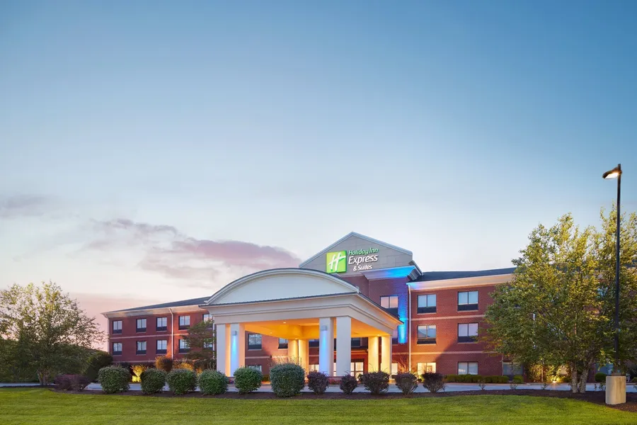 Holiday Inn Express & Suites Bridgeport by IHG hotel detail image 2