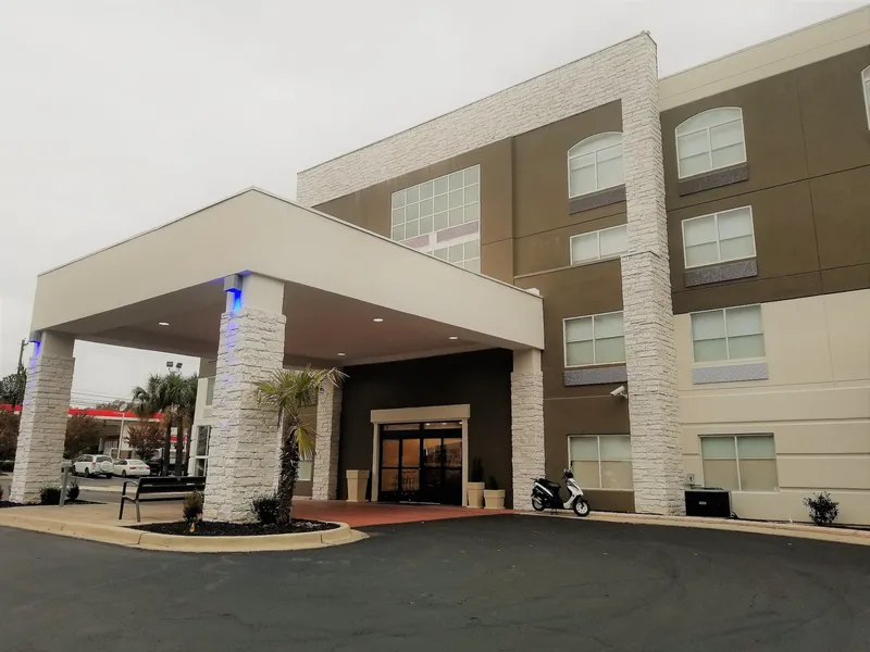 Holiday Inn Express Columbia NE - Fort Jackson by IHG hotel detail image 2