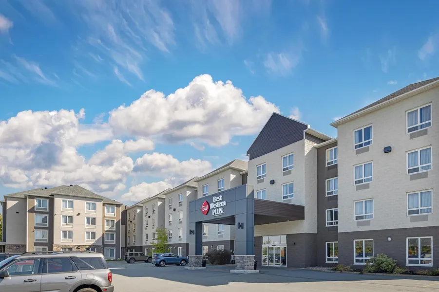Best Western Plus Dartmouth Hotel & Suites hotel detail image 2