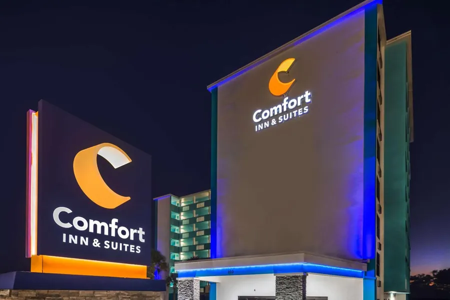 Comfort Inn & Suites Daytona Beach Oceanfront hotel detail image 6