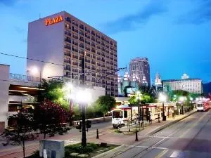 Salt Lake Plaza SureStay Collection by Best Western hotel thumbnail 2