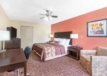 The Richland Lodge hotel thumbnail 3
