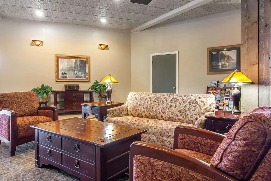 Quality Inn & Suites at Coos Bay hotel detail image 6