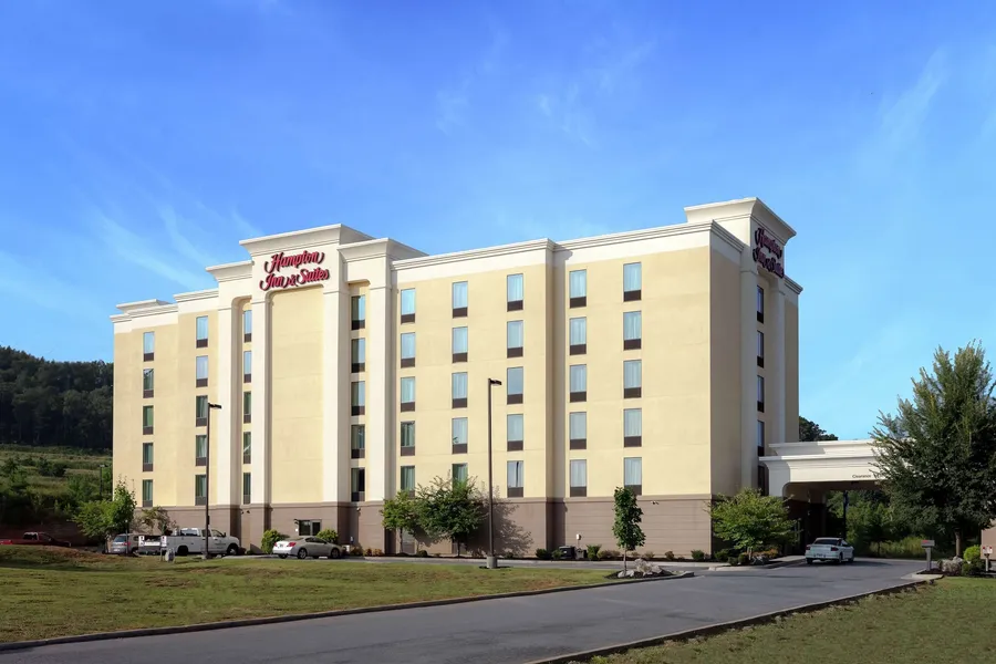 Hampton Inn & Suites Adairsville-Calhoun Area hotel detail image 2