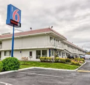 Motel 6 Everett, WA - South hotel detail image 5