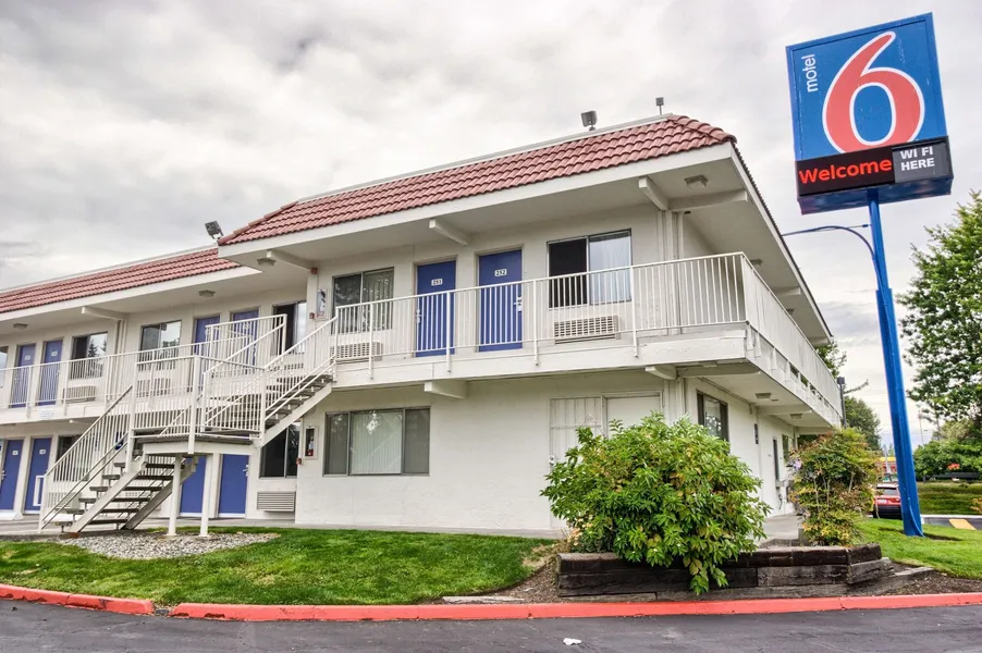 Motel 6 Everett, WA - South hotel detail image 6
