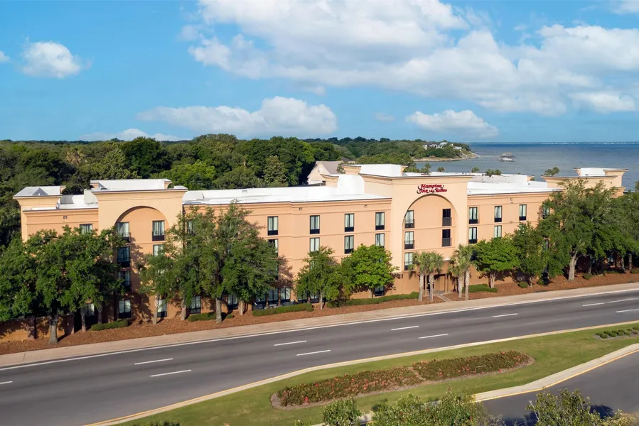 Hampton Inn & Suites Pensacola/Gulf Breeze hotel detail image 2