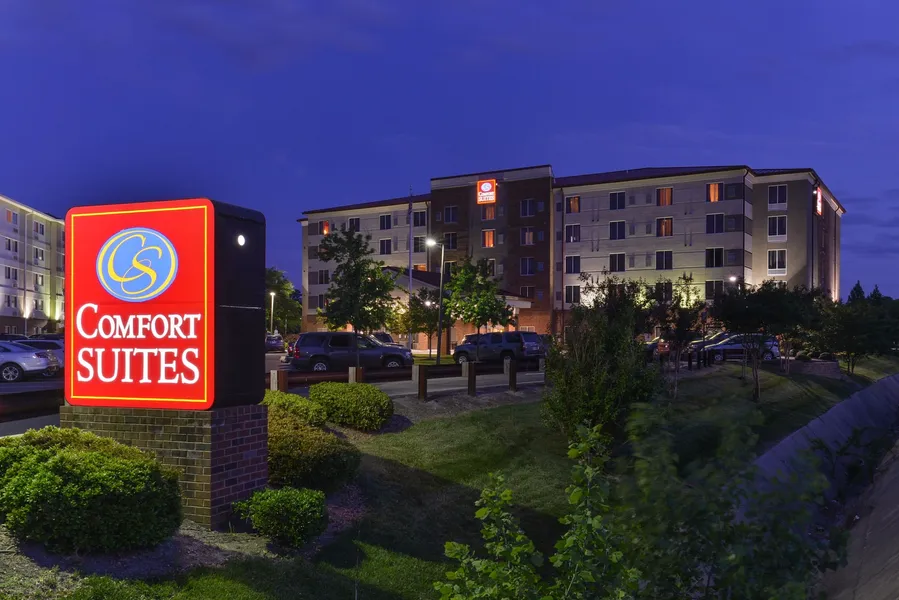 Comfort Suites At Virginia Center Commons hotel detail image 2