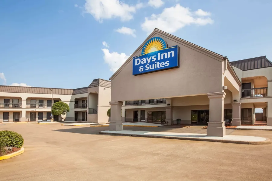 Days Inn & Suites by Wyndham Tyler hotel detail image 2