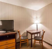 Quality Inn & Conference Centre hotel detail image 7