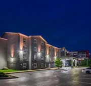 Quality Inn & Suites hotel detail image 4