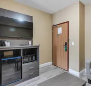 Quality Inn & Suites hotel detail image 7