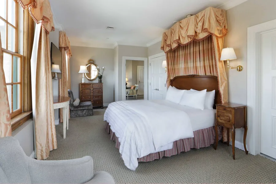 Le Mridien Dallas, The Stoneleigh hotel detail image 6