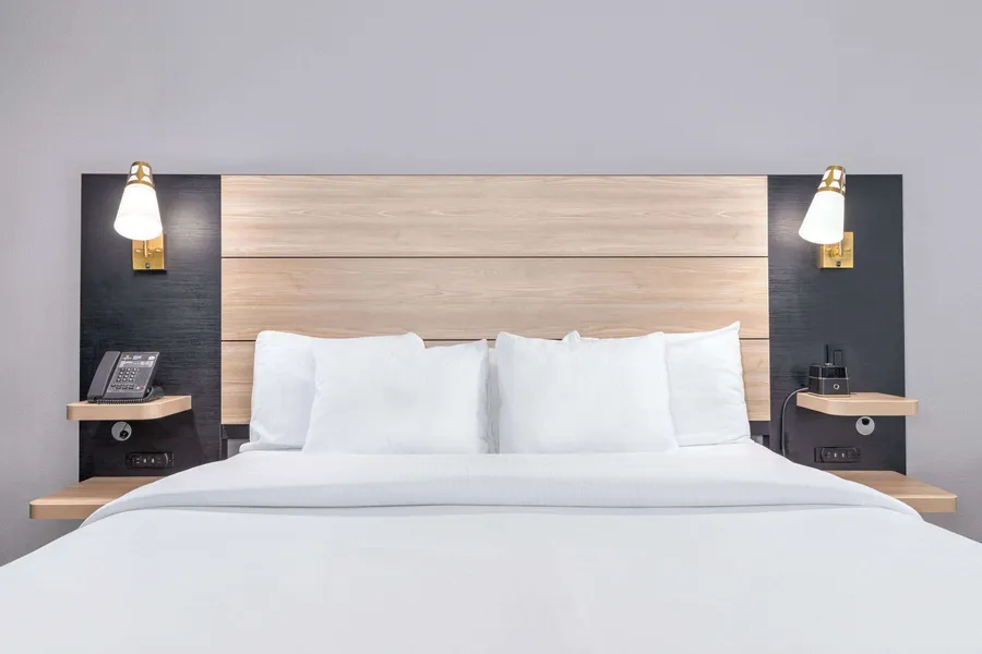 La Quinta Inn & Suites by Wyndham Woodway - Waco South hotel detail image 6