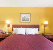 Days Inn by Wyndham Tappahannock hotel detail image 5