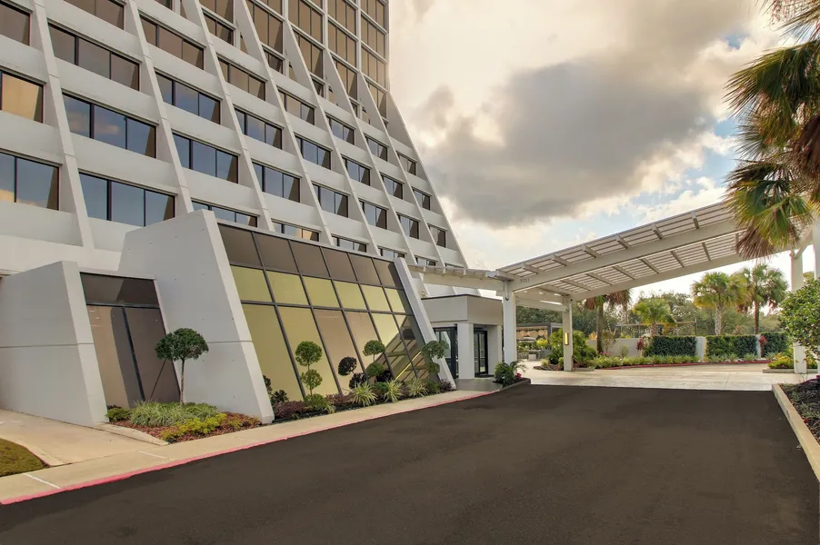 Mobile Marriott hotel detail image 6