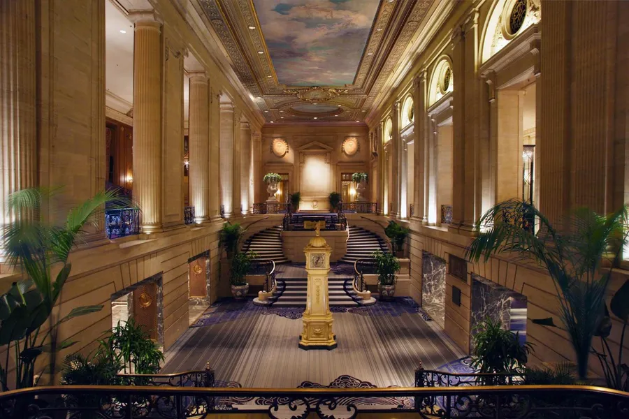 Hilton Chicago hotel detail image 6